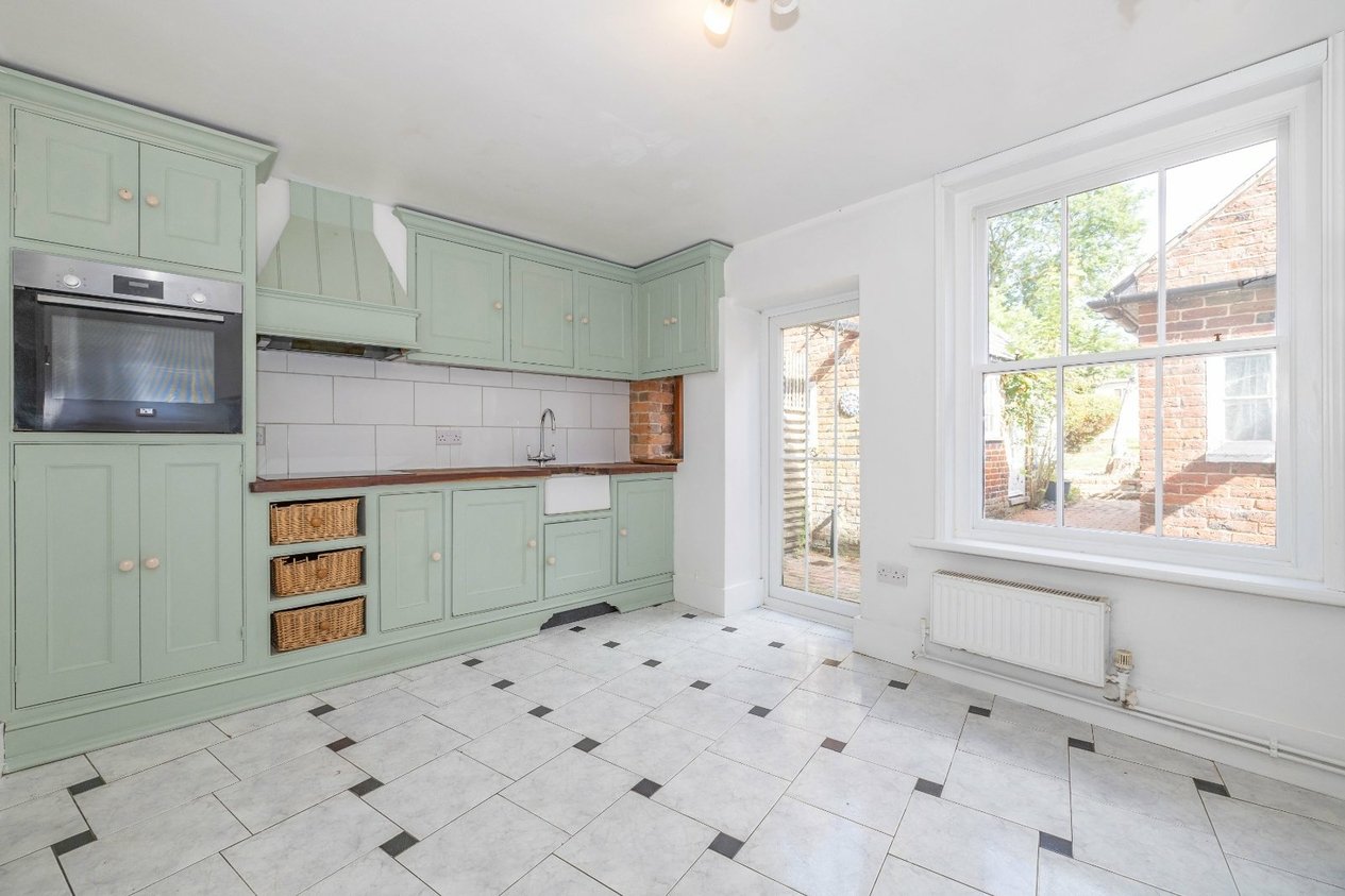 Properties For Sale in Ruckinge Road Bilsington