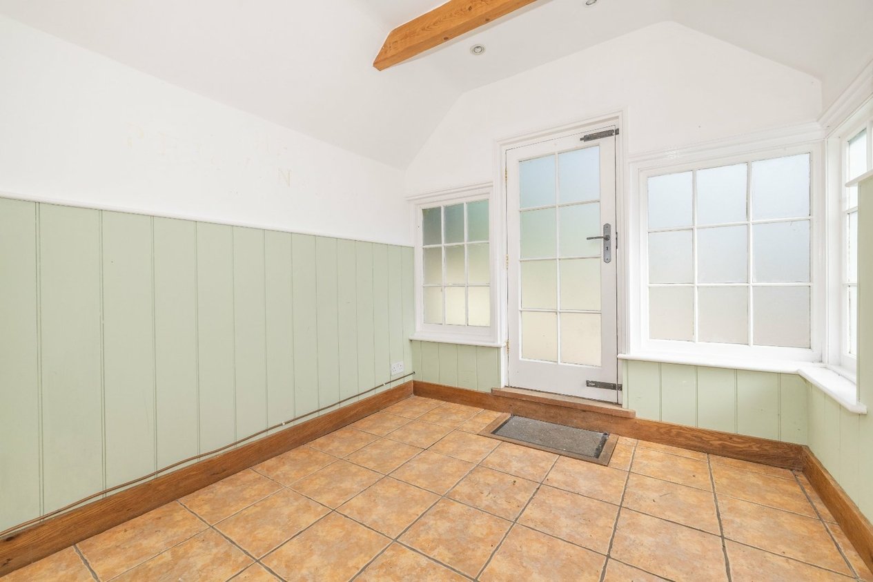 Properties For Sale in Ruckinge Road Bilsington