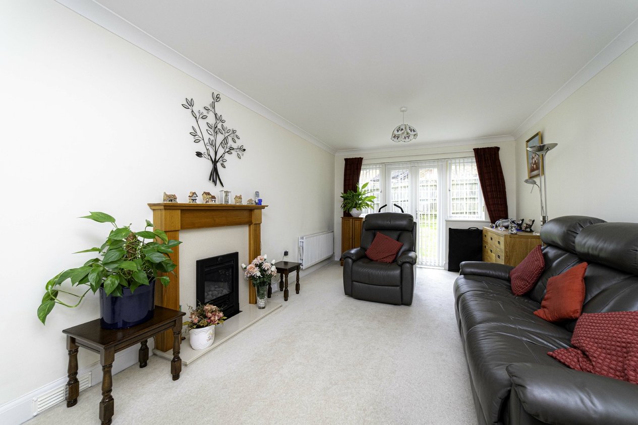 Properties For Sale in Running Foxes Lane Ashford