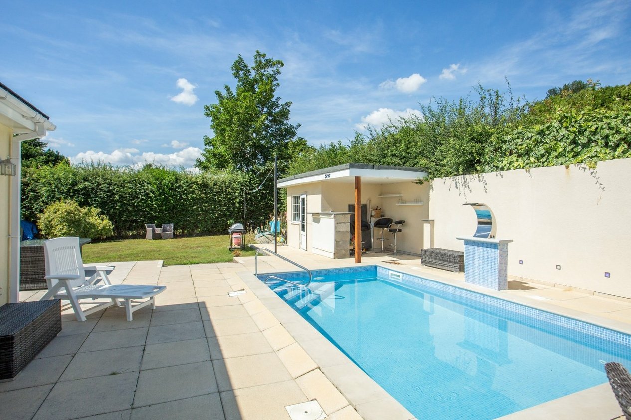 Properties For Sale in Rushett Lane Norton