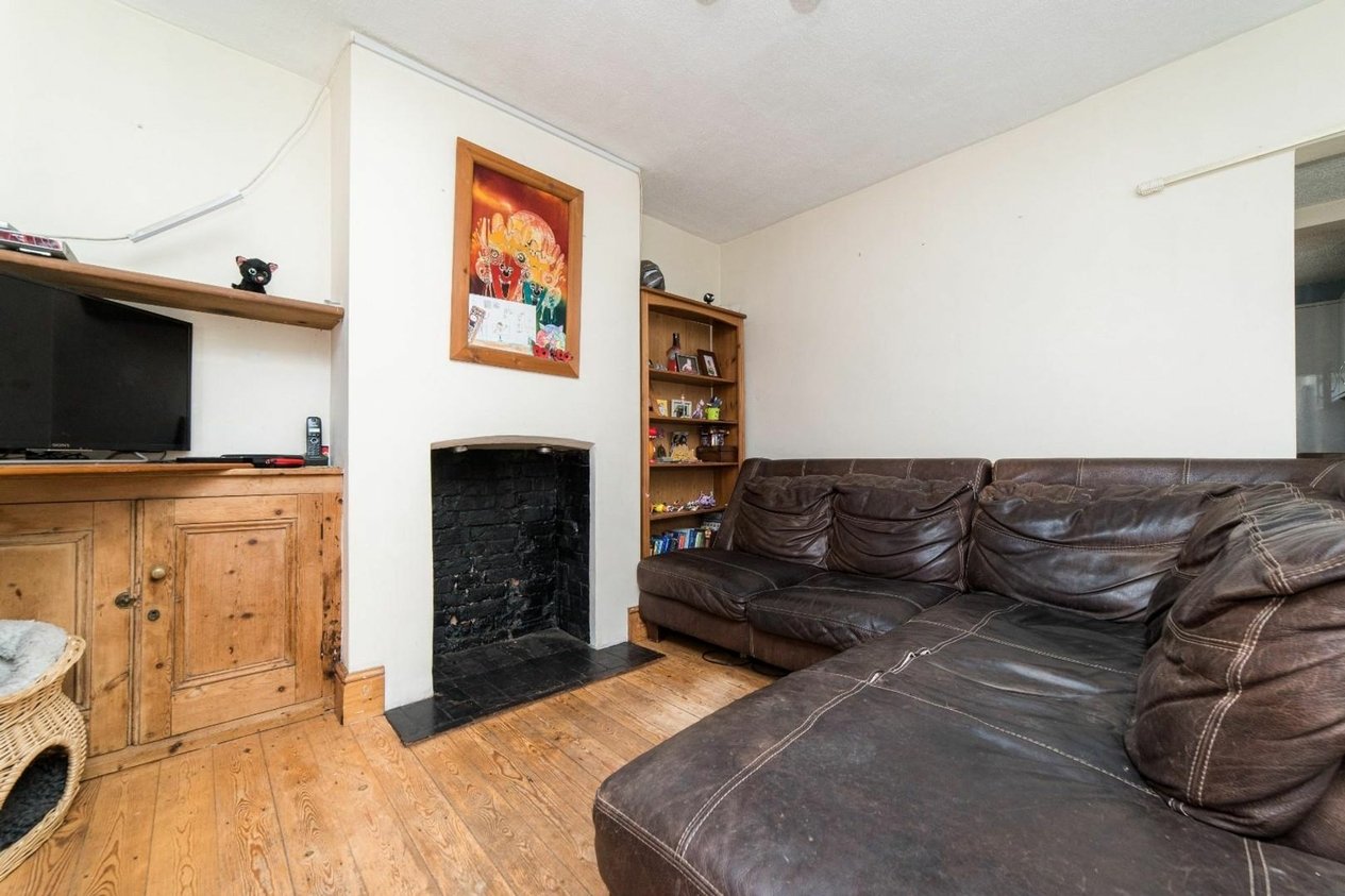 Properties For Sale in Russell Place  Oare