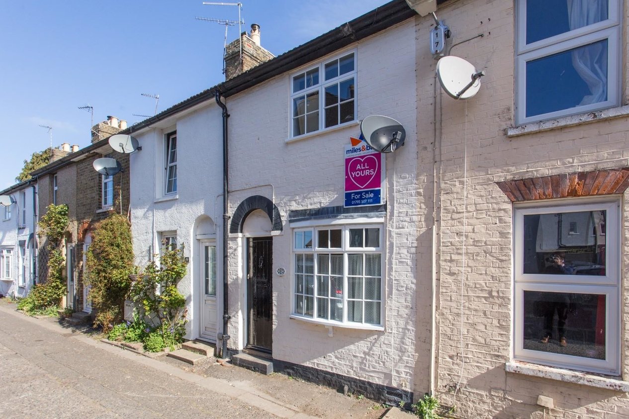 Properties Sold Subject To Contract in Russell Place Oare
