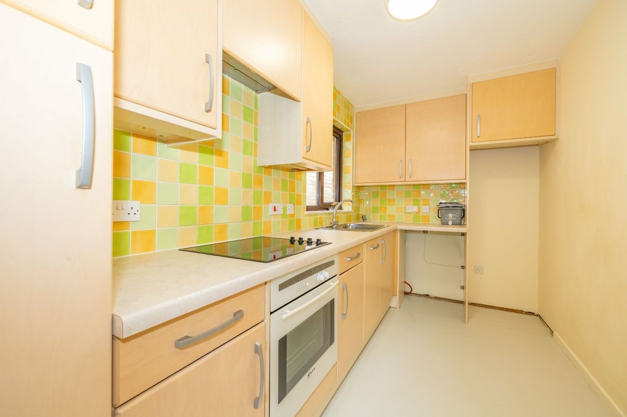 Properties For Sale in Rye Court Ashford