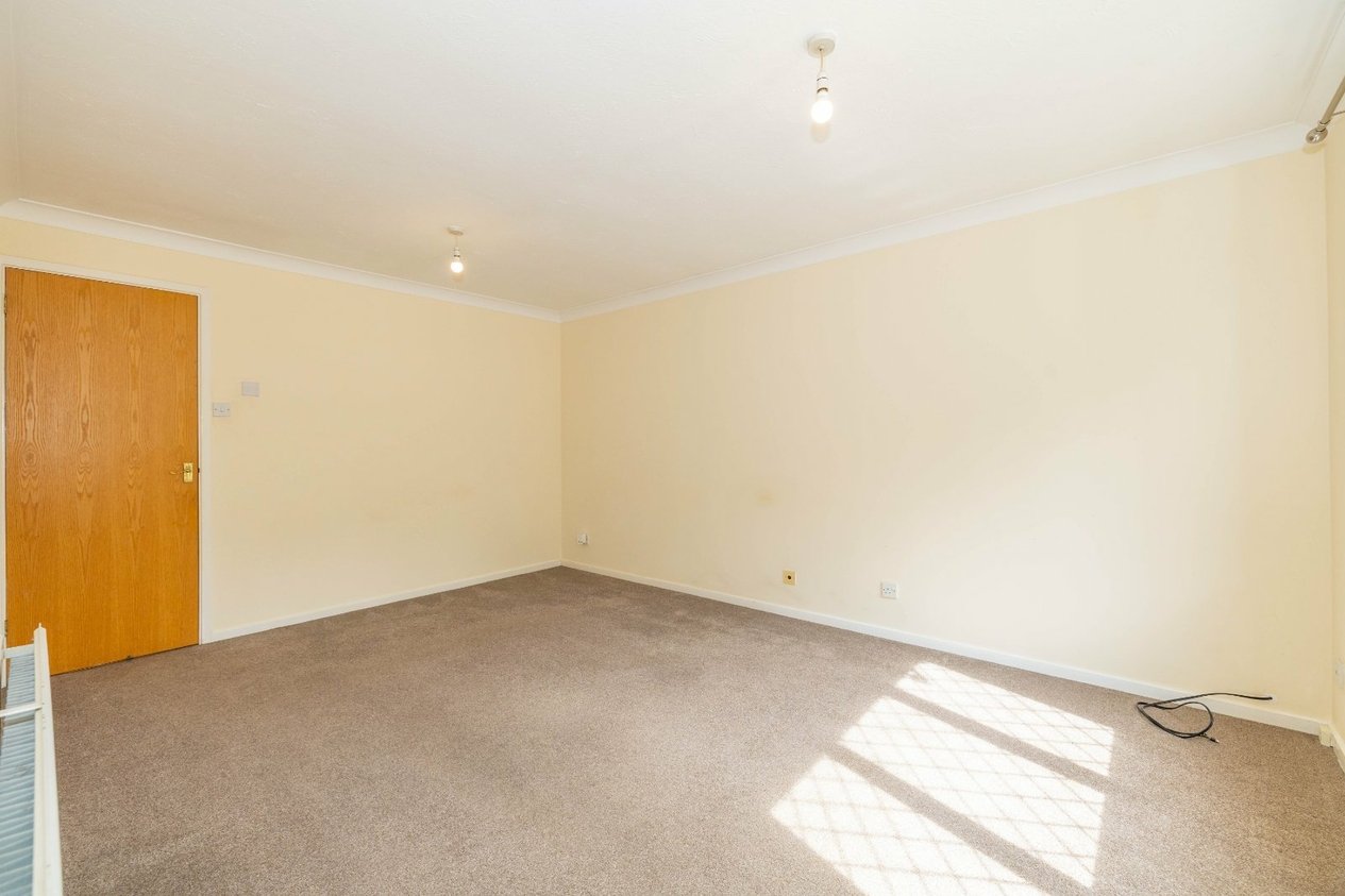 Properties For Sale in Rye Court Ashford