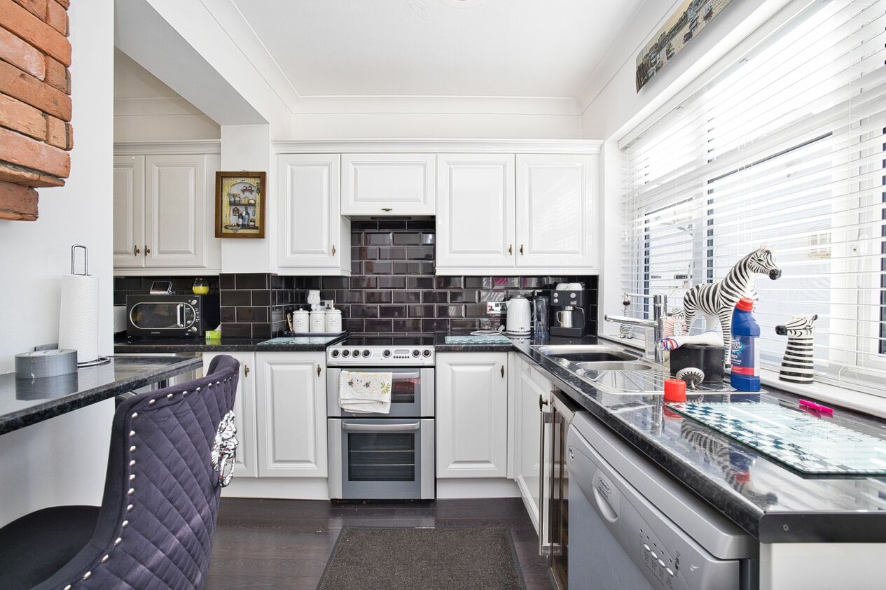 Properties For Sale in Salisbury Avenue  Broadstairs