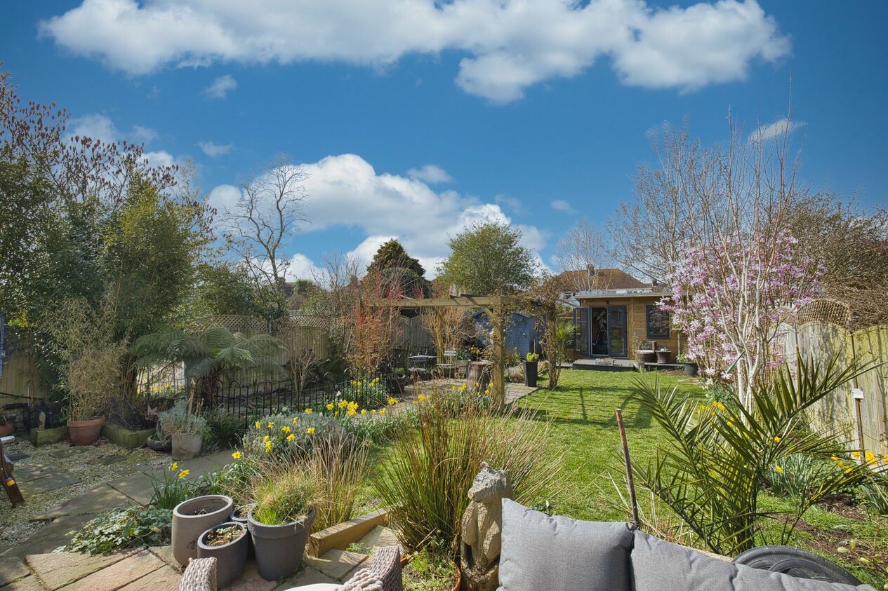 Properties For Sale in Salisbury Avenue  Broadstairs
