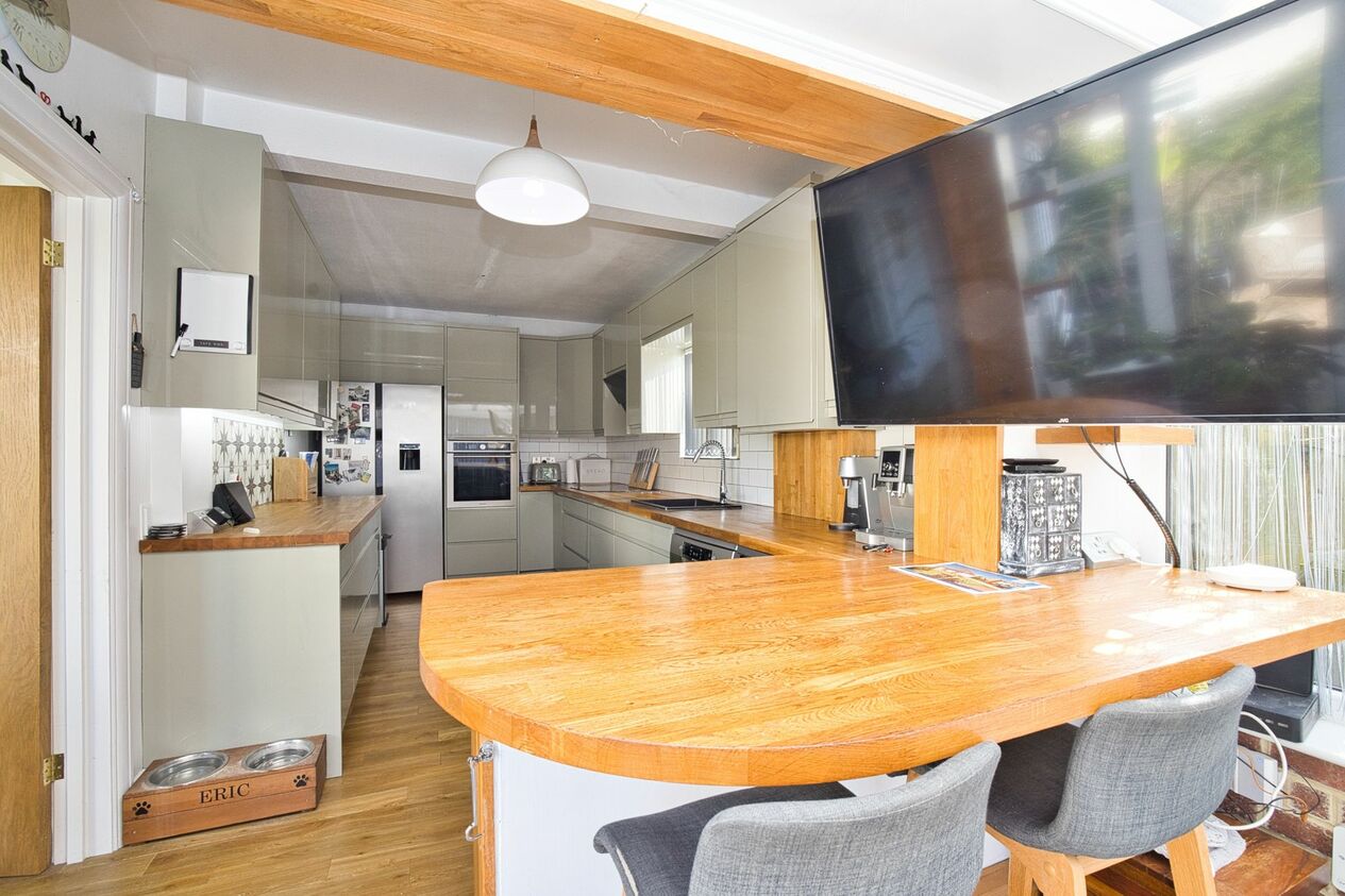 Properties For Sale in Salisbury Avenue  Broadstairs
