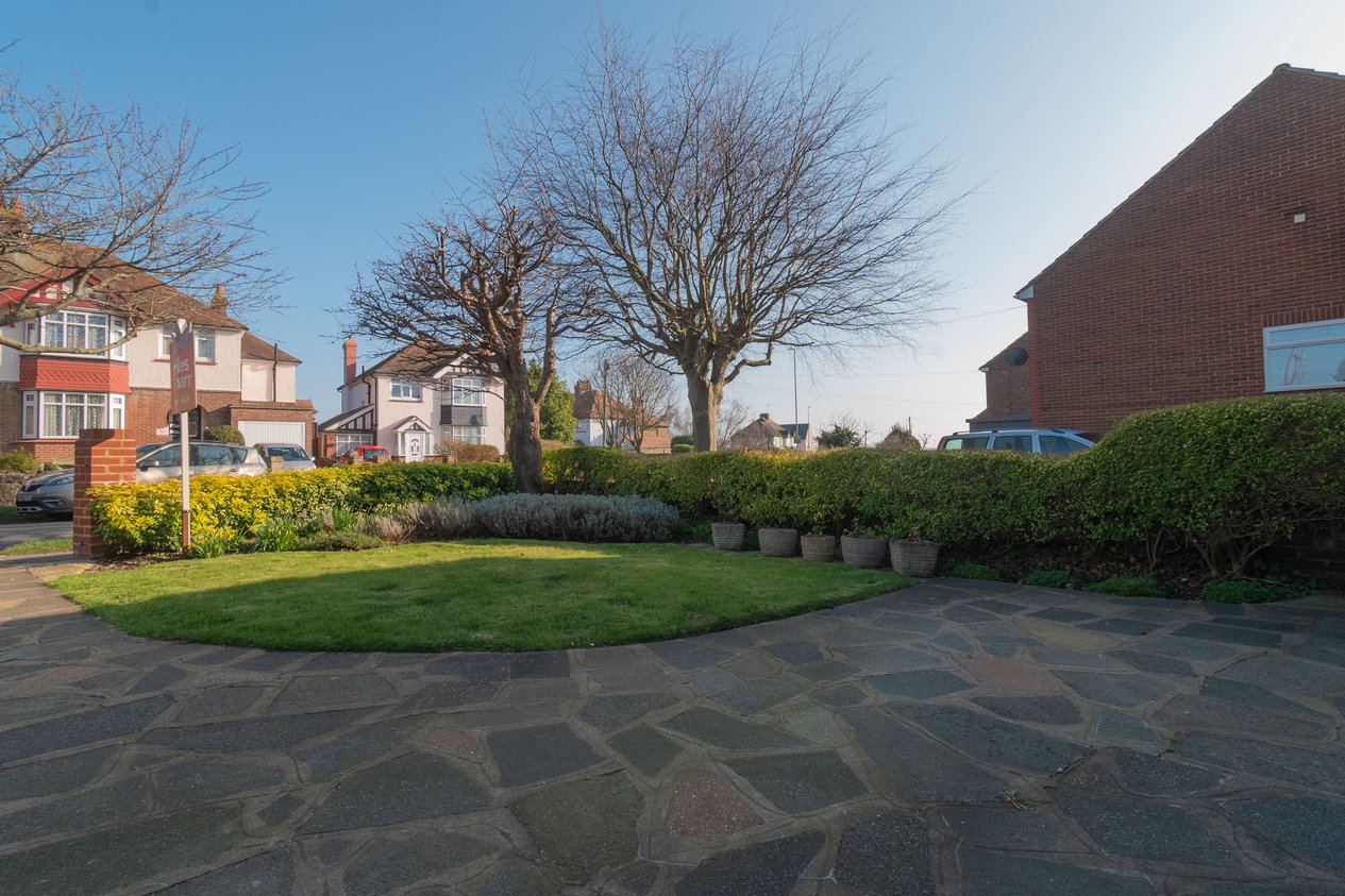 Properties Under Offer in Salisbury Avenue Broadstairs