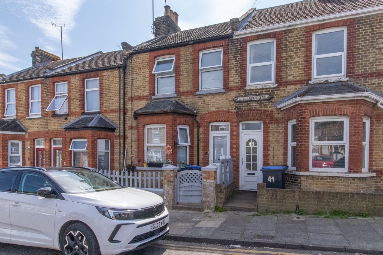 Properties For Sale in Salmestone Road Margate