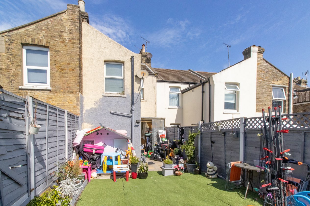Properties For Sale in Salmestone Road Margate