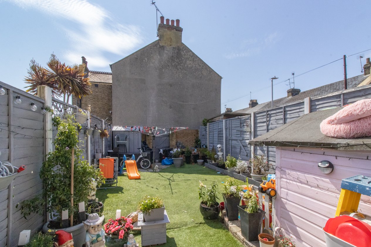 Properties For Sale in Salmestone Road Margate