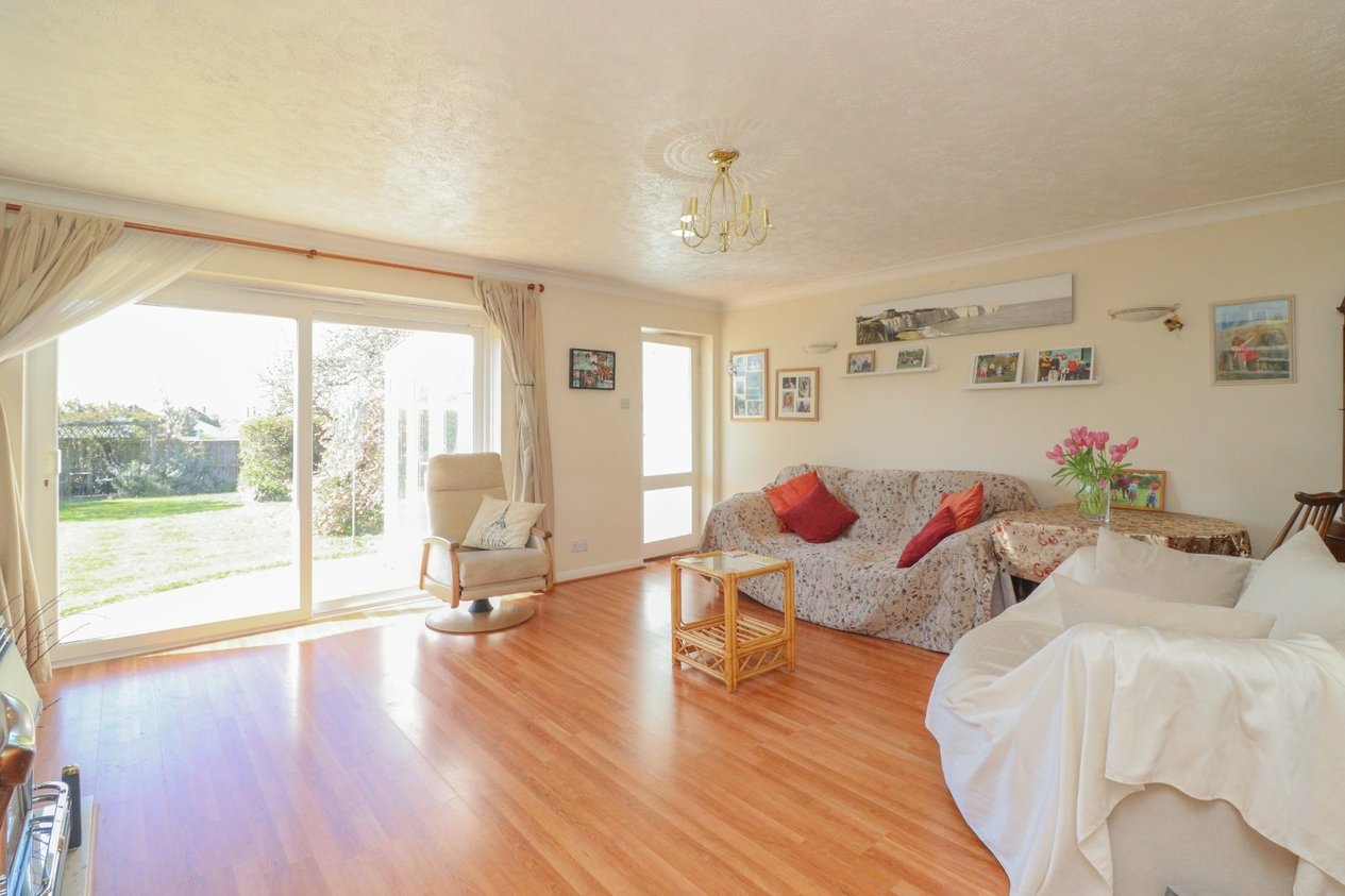 Properties Under Offer in Saltwood Gardens Margate