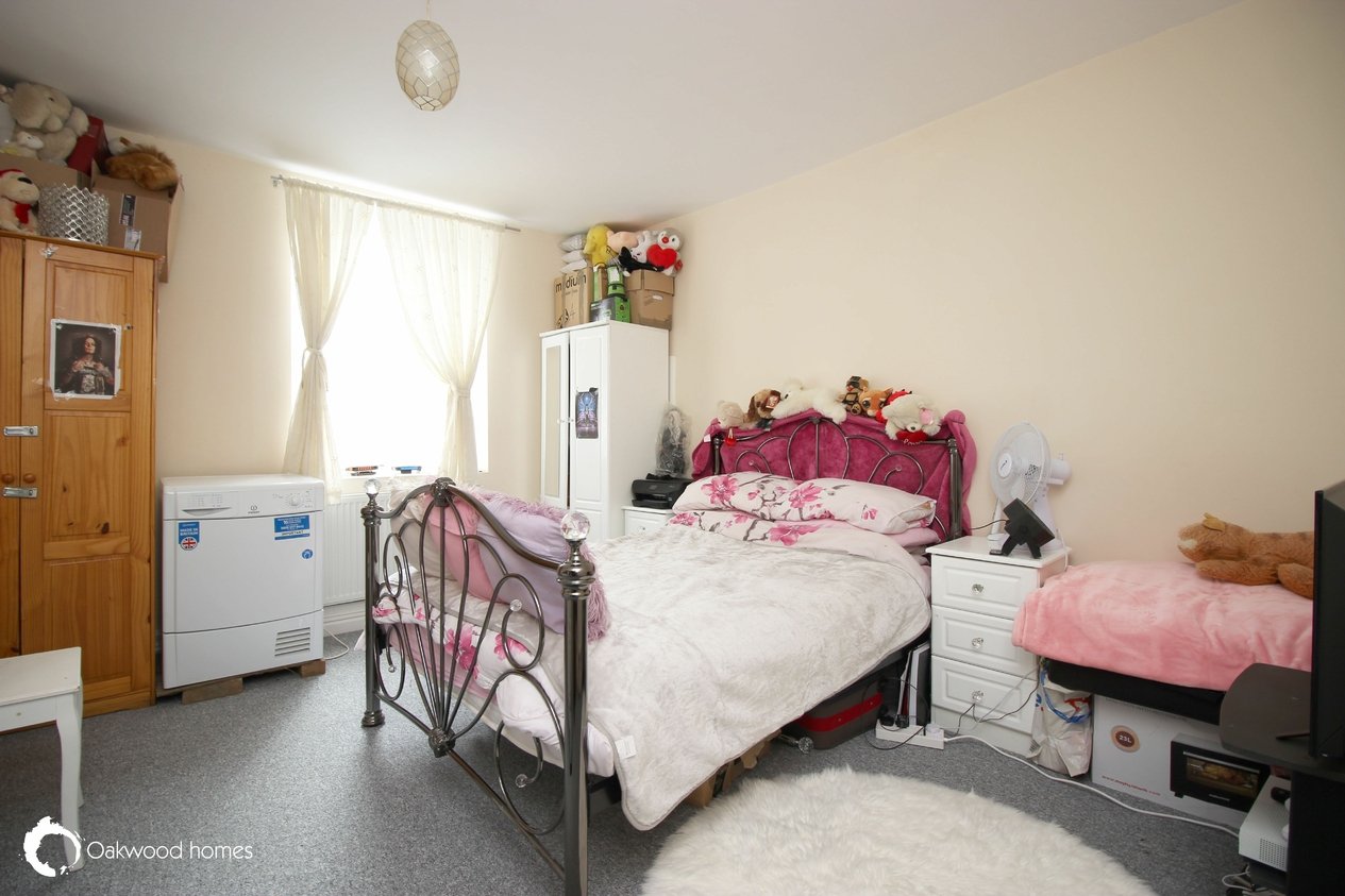Properties Under Offer in Samuel Court Cliftonville