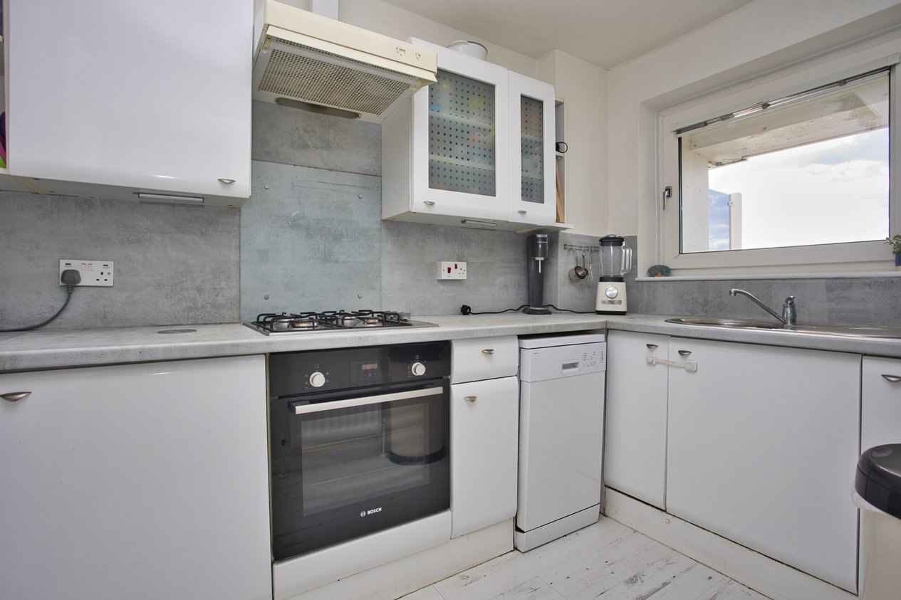 Properties Under Offer in Sandgate High Street Folkestone