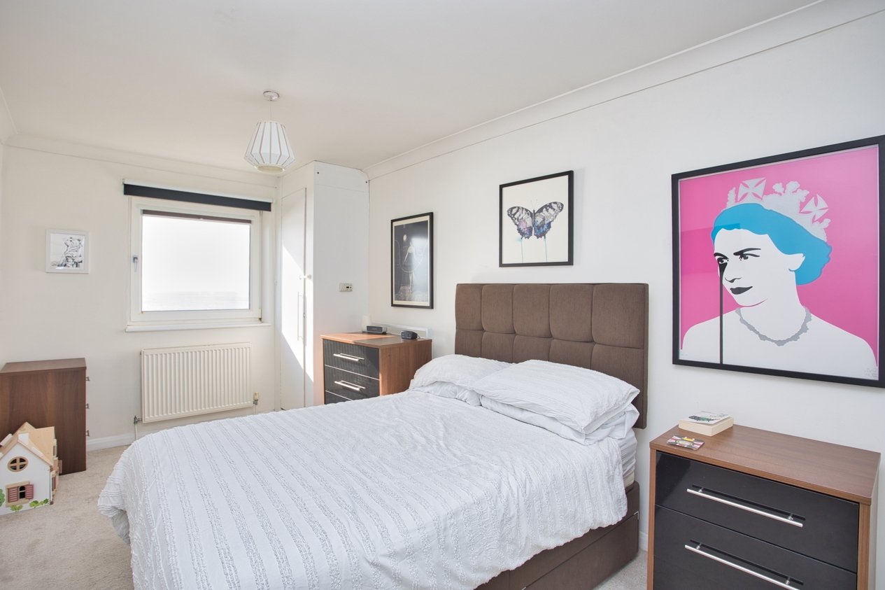 Properties Under Offer in Sandgate High Street Folkestone