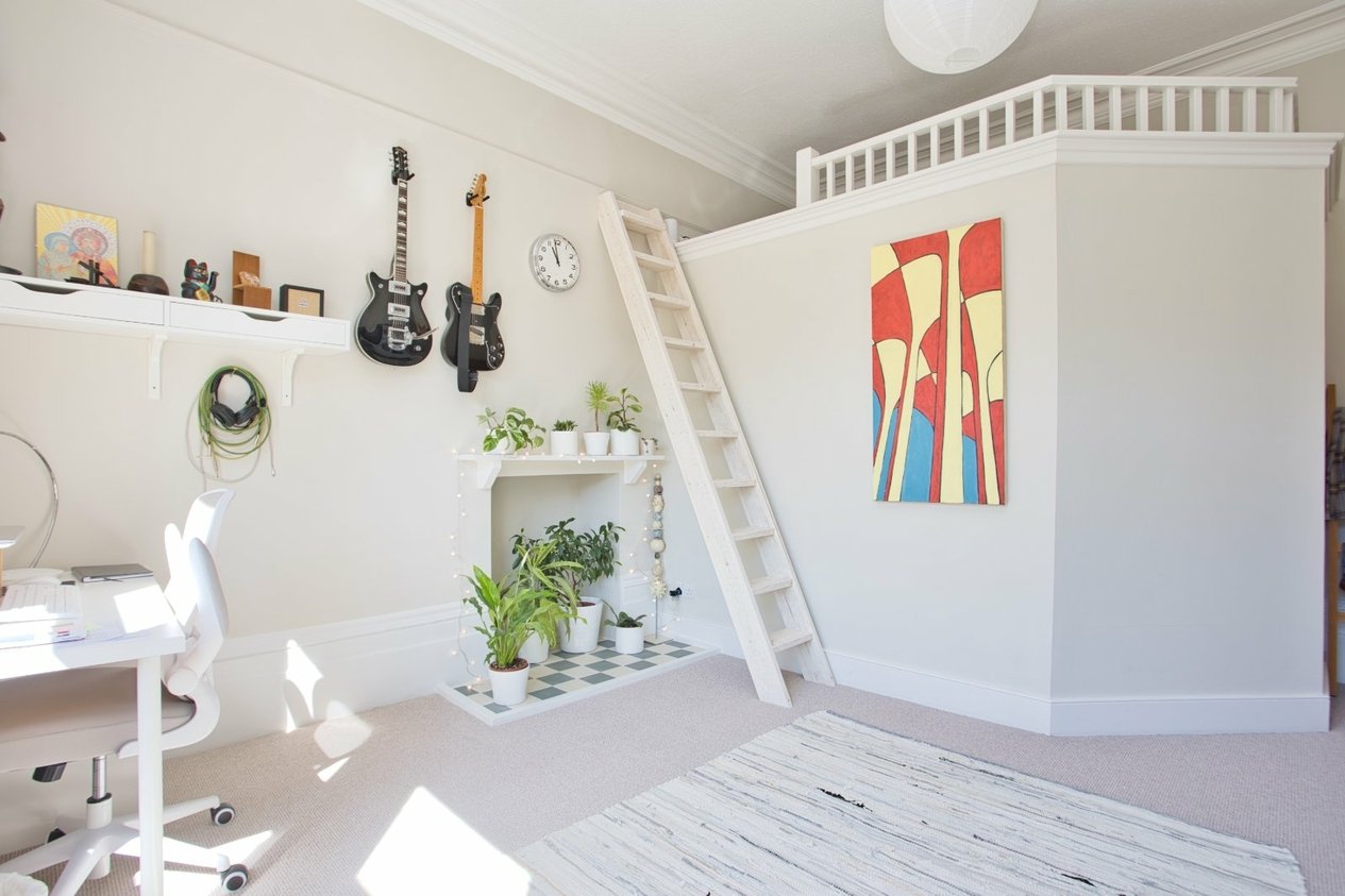 Properties For Sale in Sandgate Road Folkestone