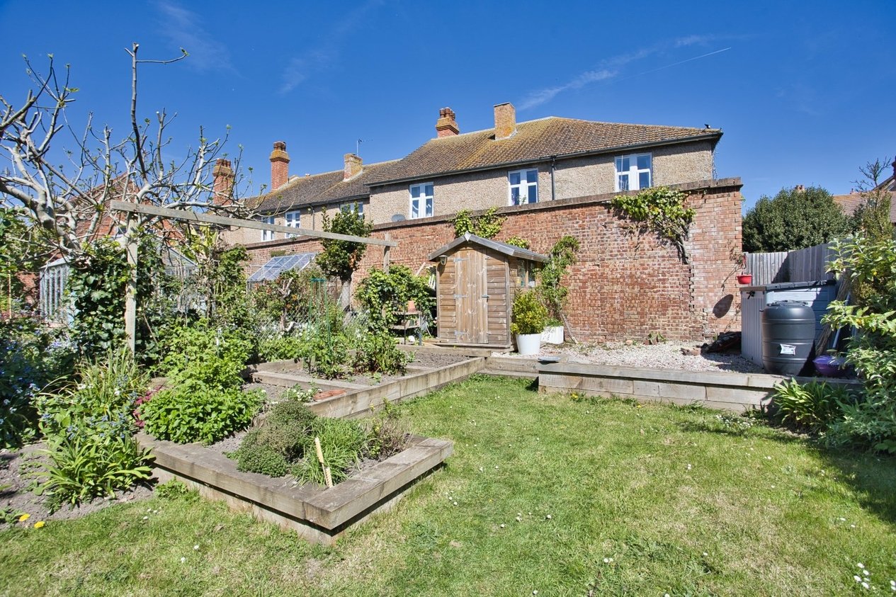 Properties For Sale in Sandgate Road Folkestone