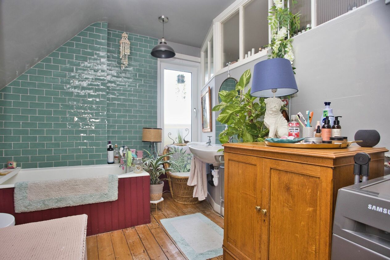 Properties For Sale in Sandgate Road  Folkestone