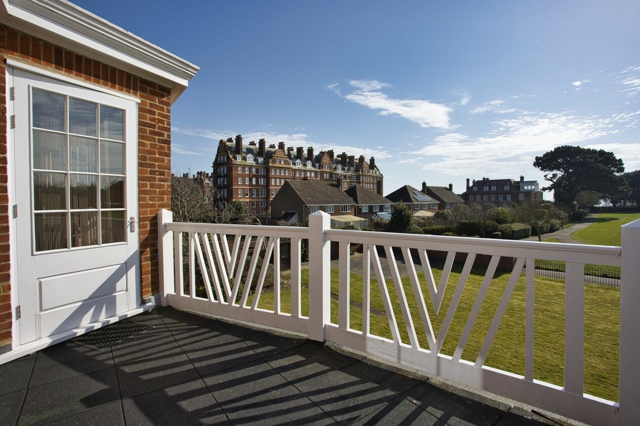 Properties For Sale in Sandgate Road  Folkestone