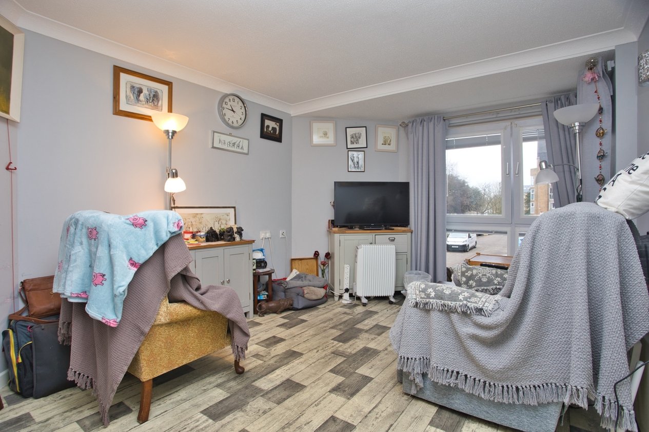 Properties For Sale in Sandgate Road Folkestone