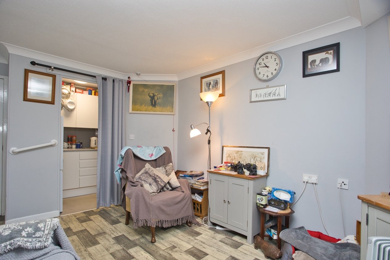 Properties For Sale in Sandgate Road Folkestone