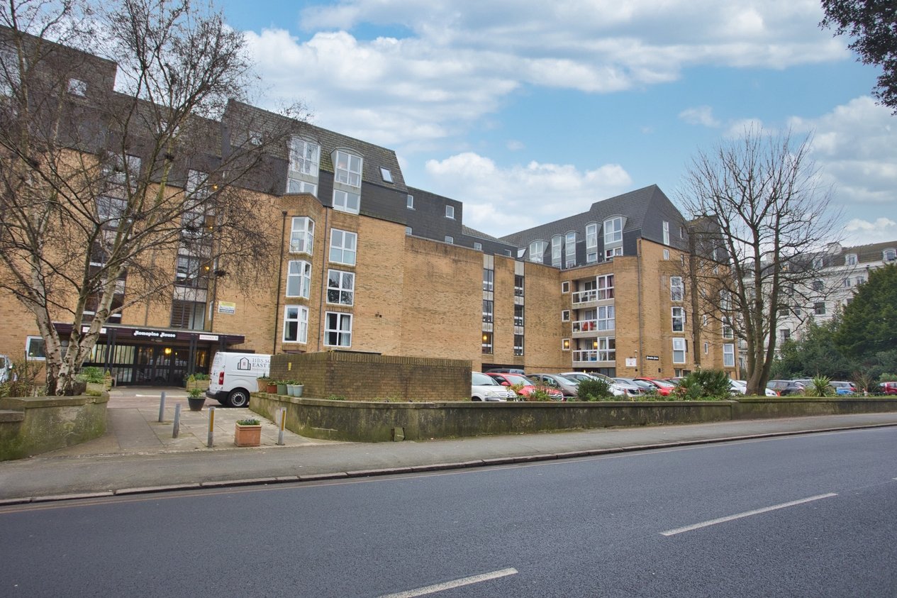 Properties For Sale in Sandgate Road Folkestone