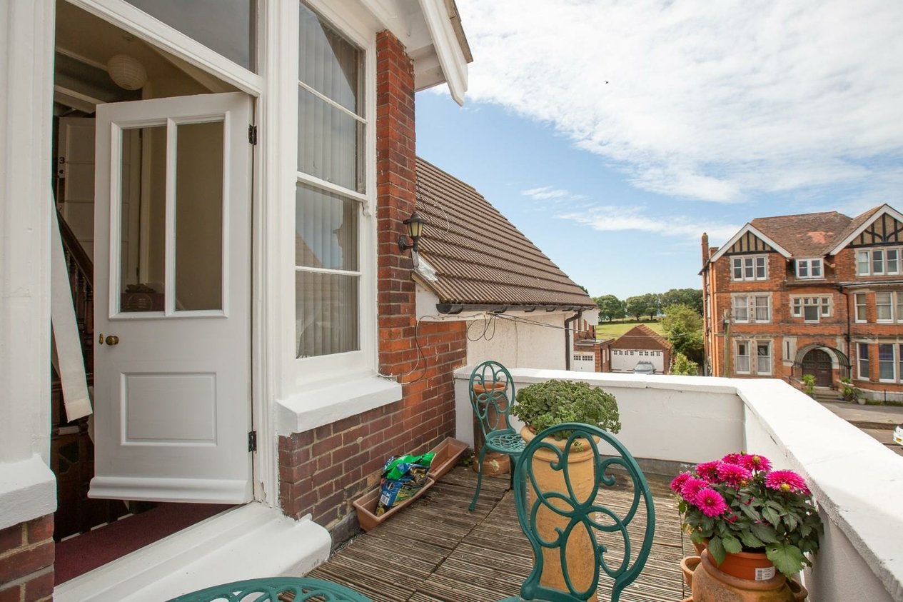 Properties For Sale in Sandgate Road Folkestone