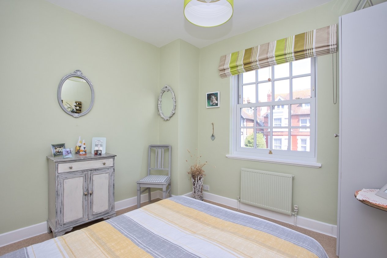 Properties For Sale in Sandgate Road Folkestone