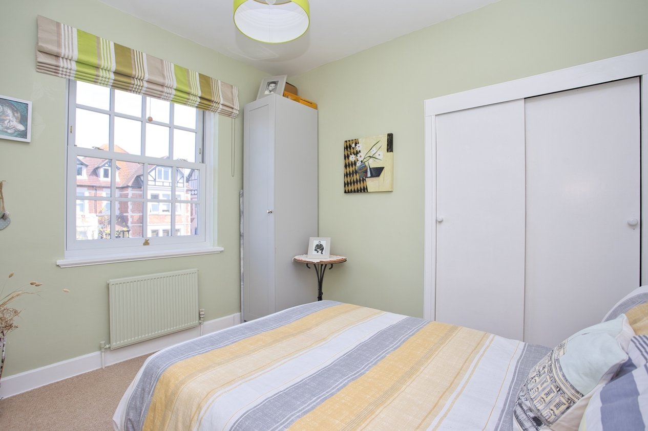Properties For Sale in Sandgate Road Folkestone