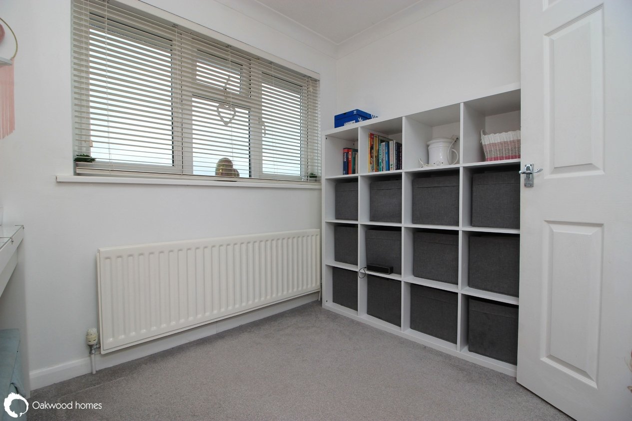 Properties Under Offer in Sandhurst Road 