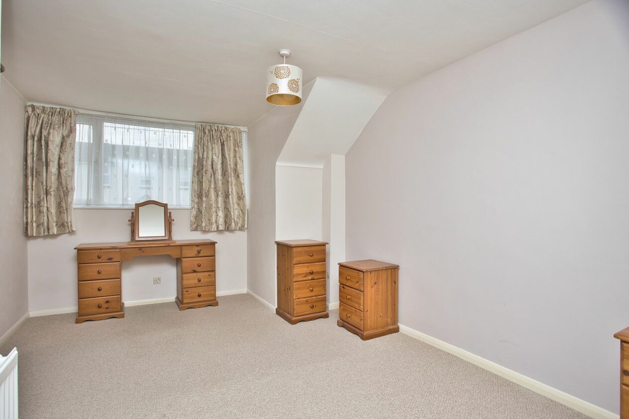 Properties For Sale in Sandwich Road  Eythorne