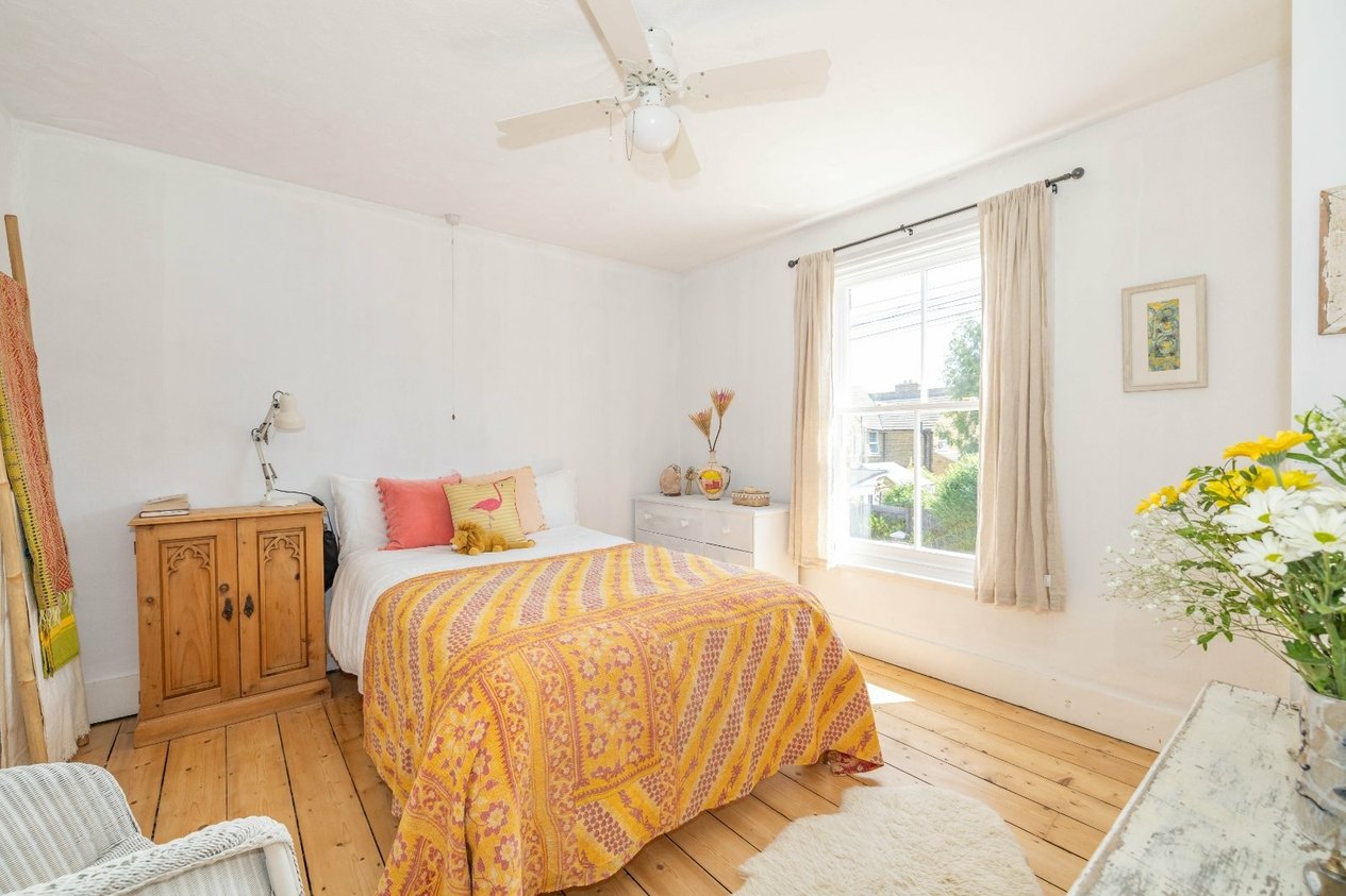 Properties Under Offer in Saxon Road Faversham