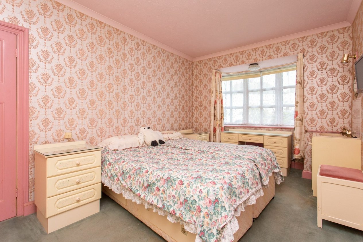 Properties Sold Subject To Contract in School Lane  Herne Bay