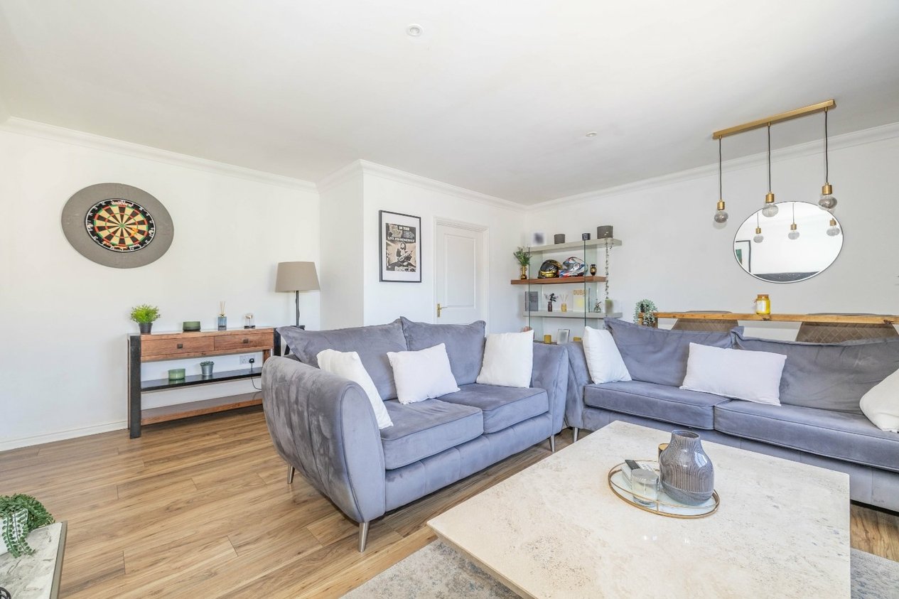 Properties For Sale in Scott Avenue Canterbury