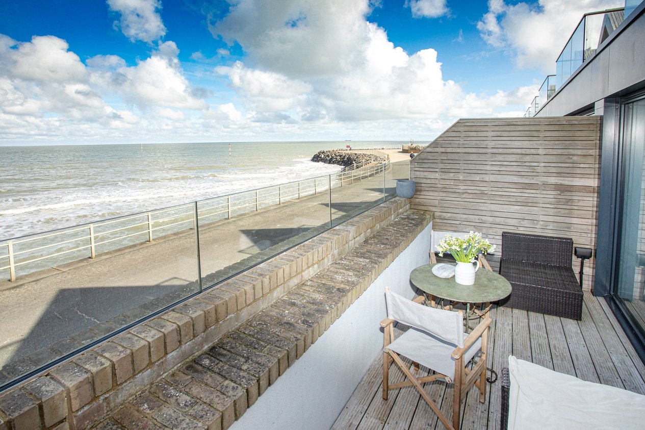 Properties For Sale in Sea Bathing Terrace Margate