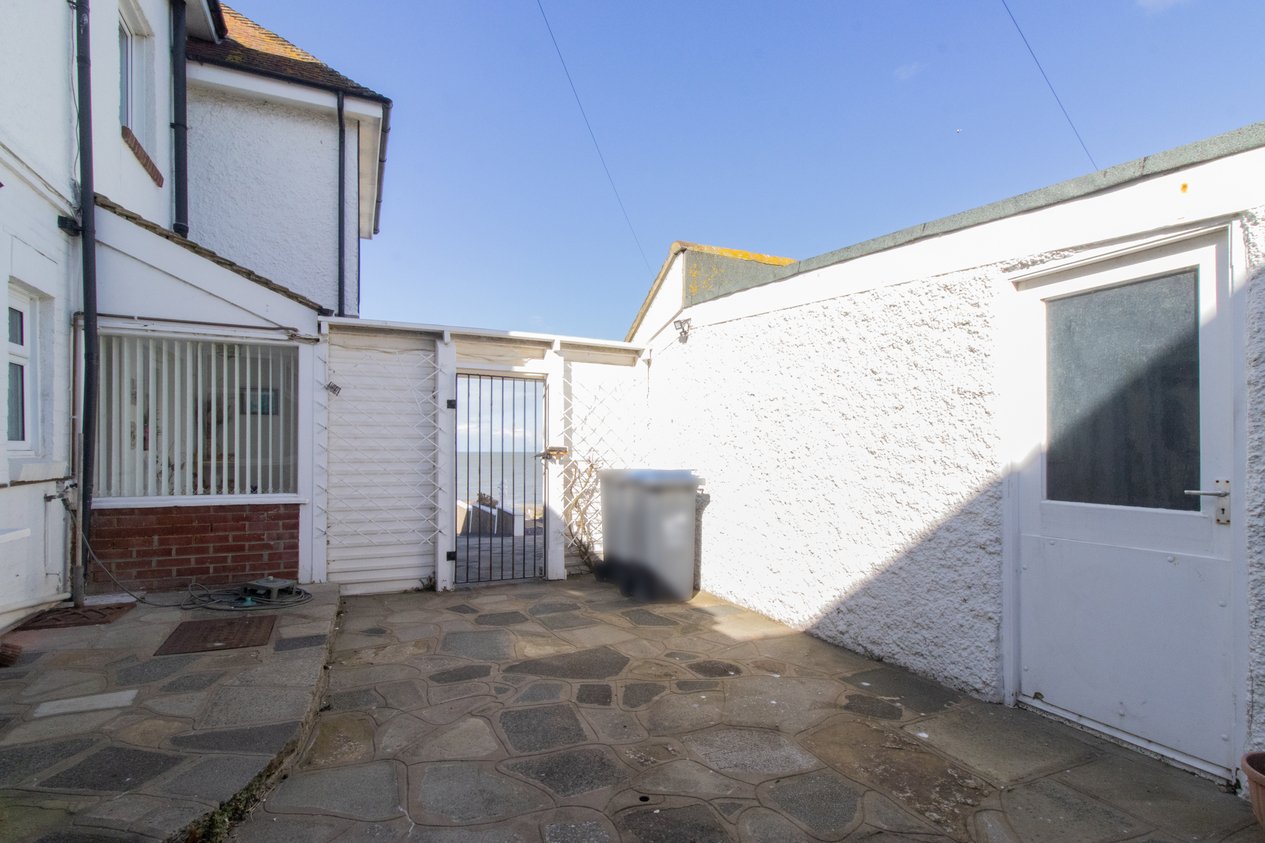 Properties Under Offer in Sea Road Westgate-On-Sea