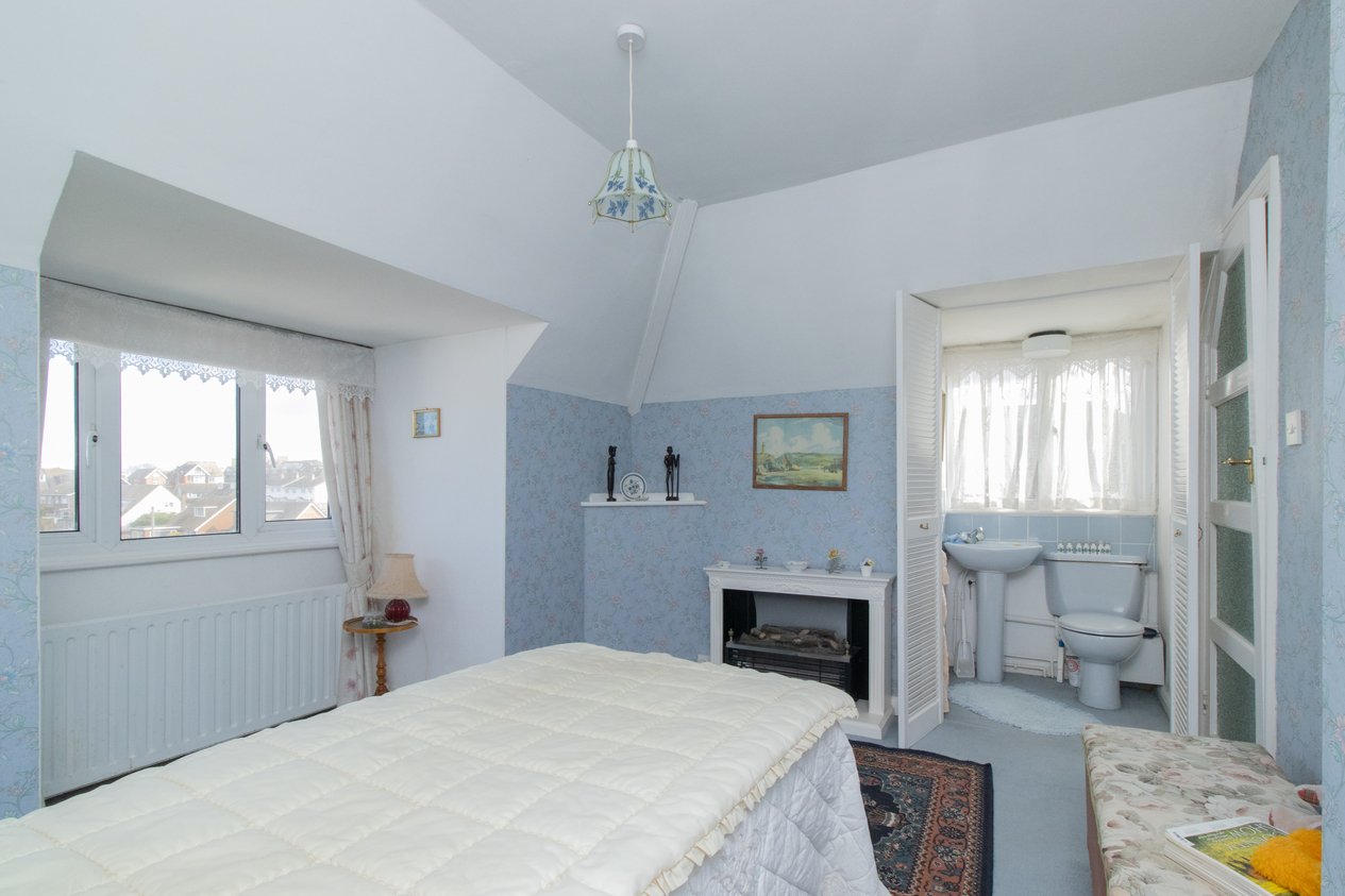 Properties Under Offer in Sea Road Westgate-On-Sea
