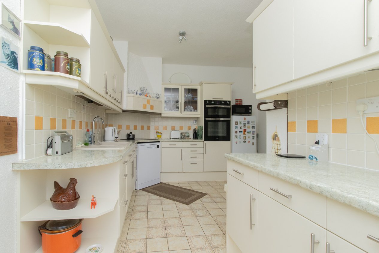Properties Under Offer in Sea Road Westgate-On-Sea