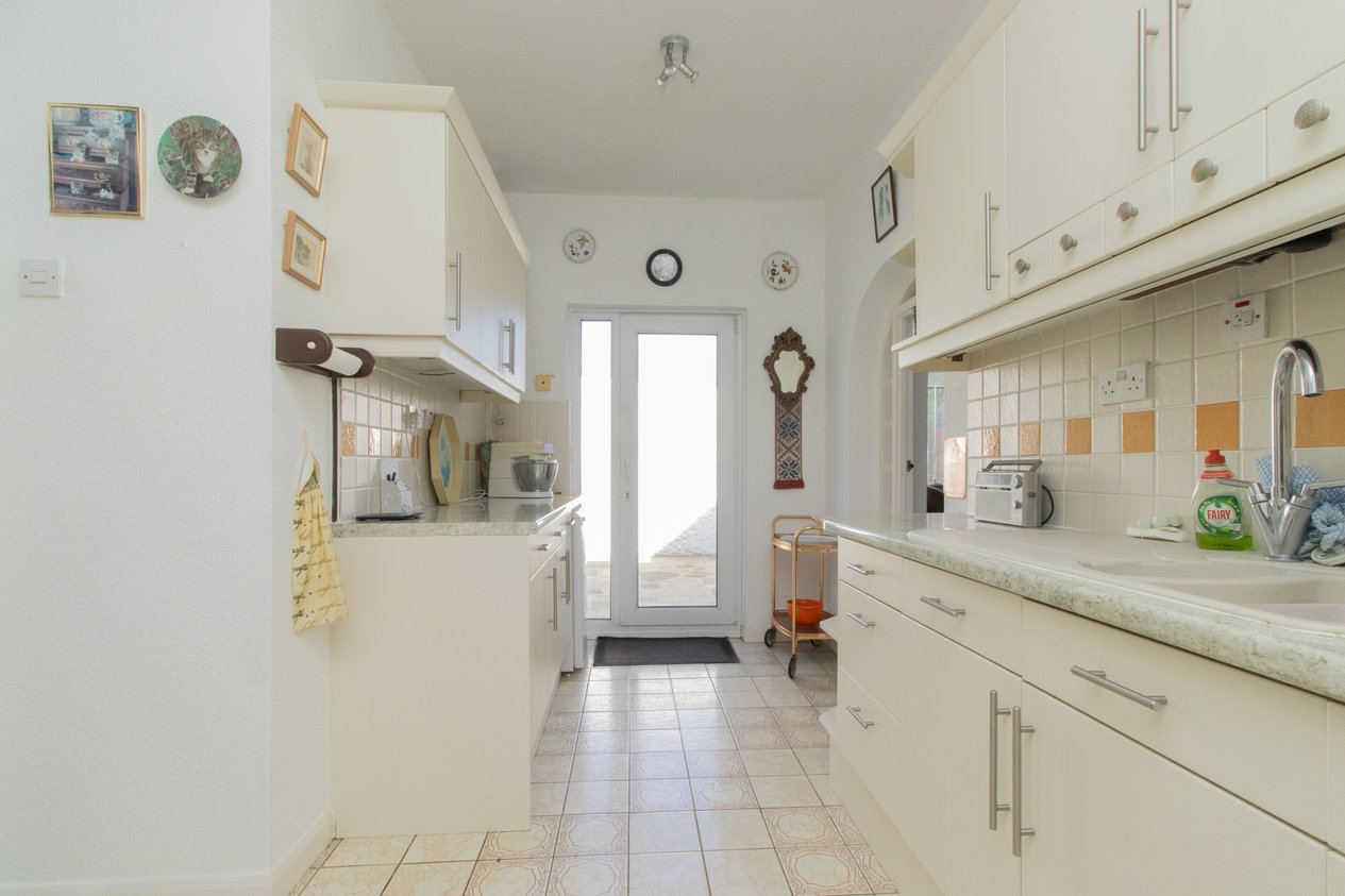 Properties Under Offer in Sea Road Westgate-On-Sea