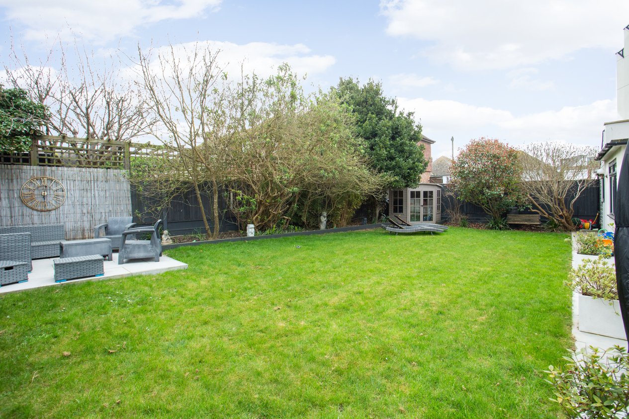 Properties For Sale in Sea Road Westgate-On-Sea