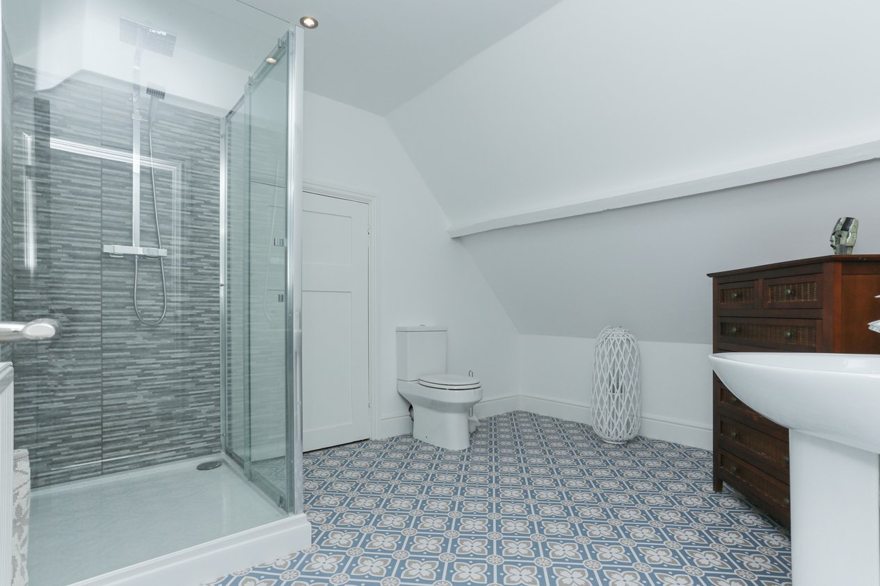 Properties For Sale in Sea Road Westgate-On-Sea