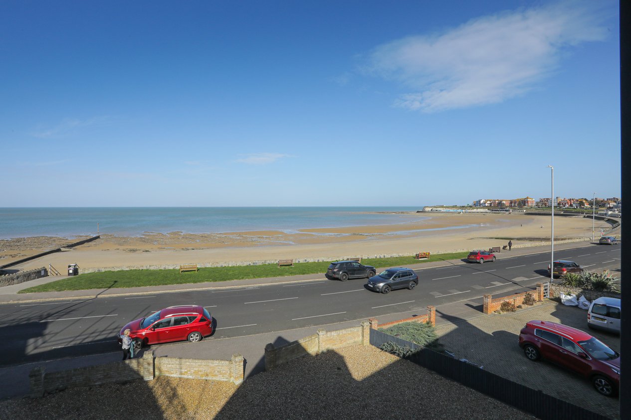 Properties For Sale in Sea Road Westgate-On-Sea