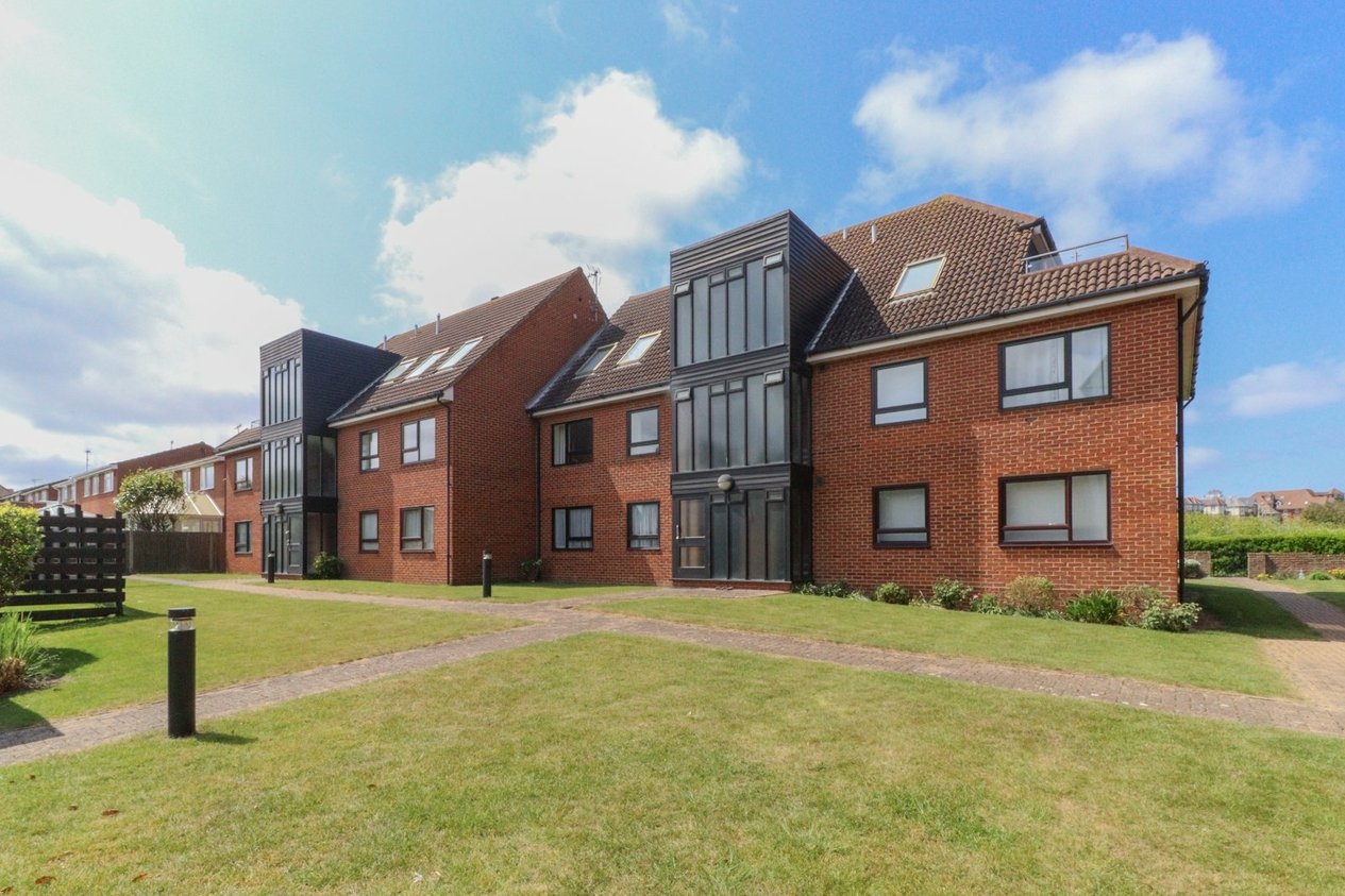 Properties For Sale in Sea Road Westgate-on-Sea