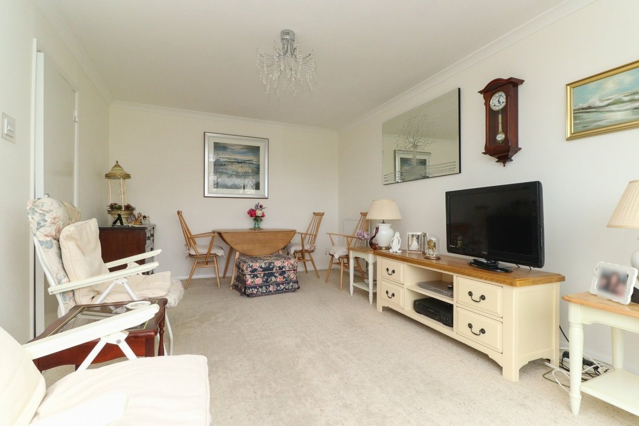 Properties For Sale in Sea Road Westgate-on-Sea