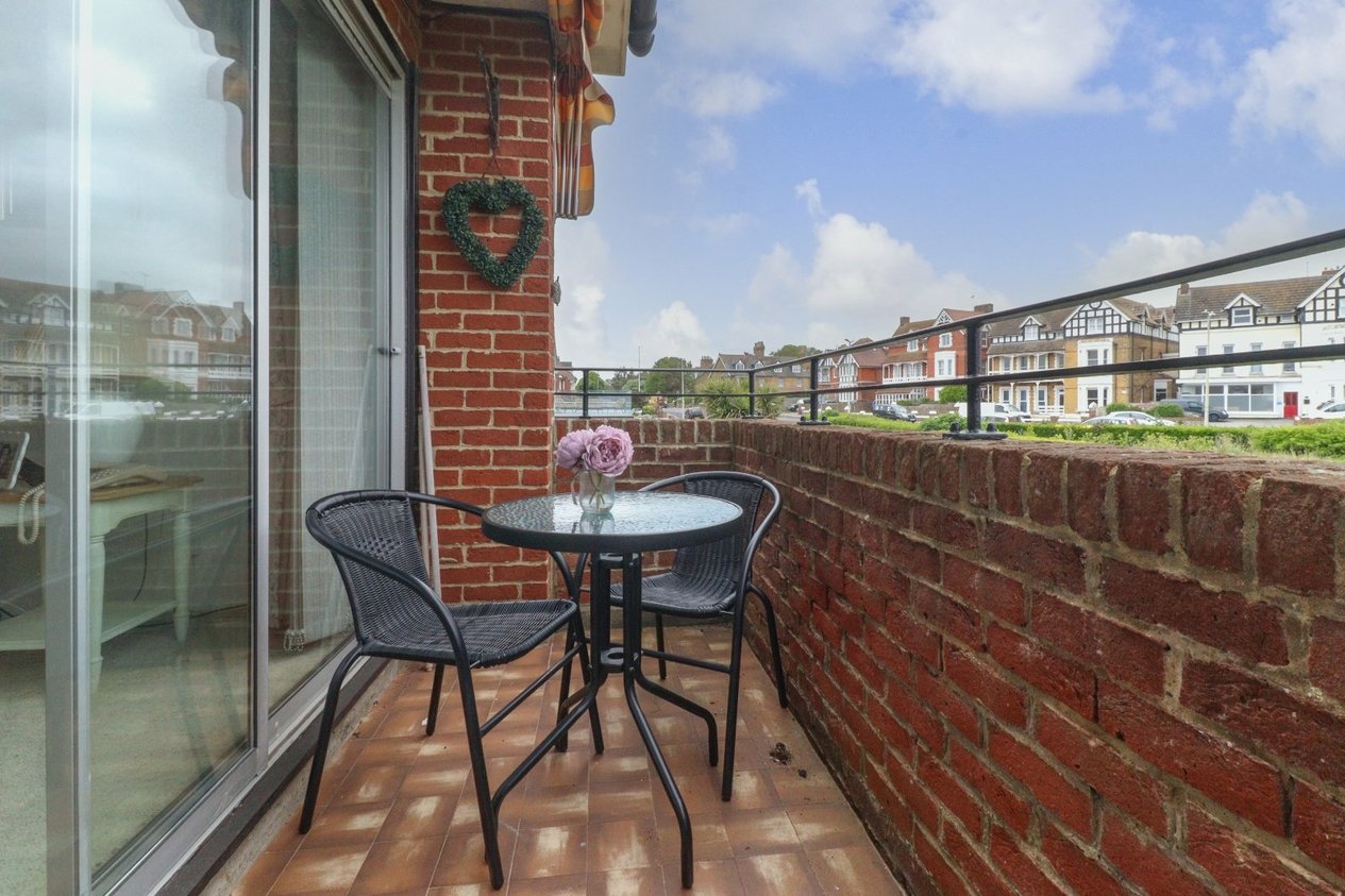Properties For Sale in Sea Road Westgate-on-Sea
