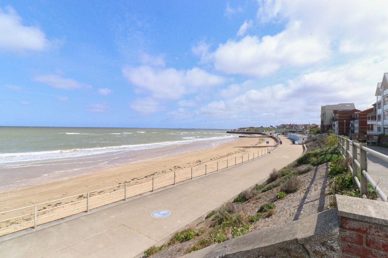 Properties For Sale in Sea Road Westgate-on-Sea
