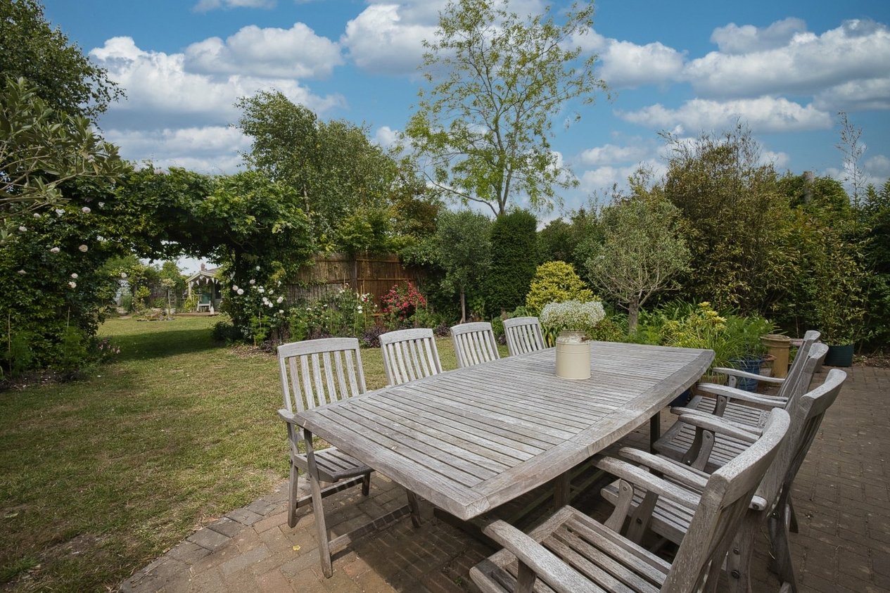 Properties Under Offer in Sea View Road Broadstairs