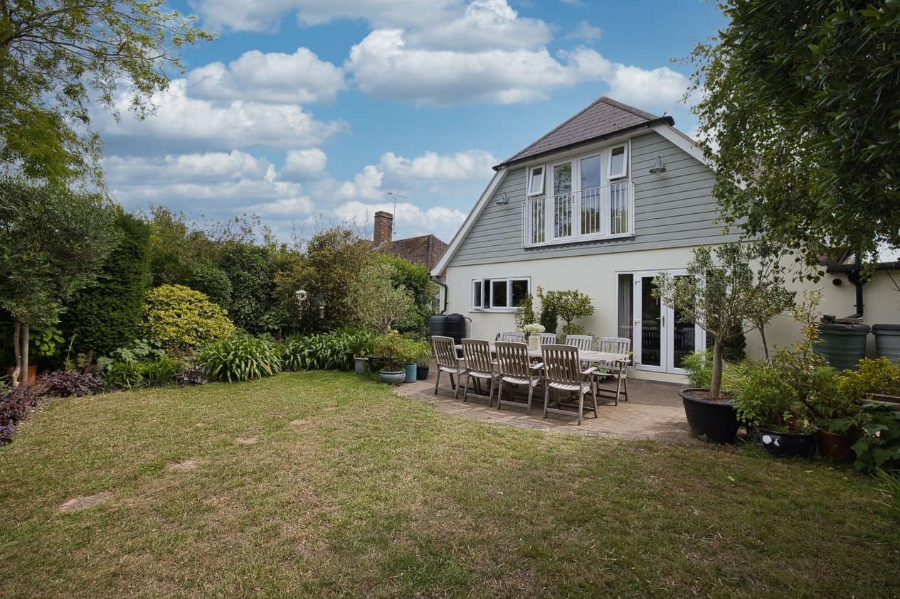 Properties Under Offer in Sea View Road Broadstairs