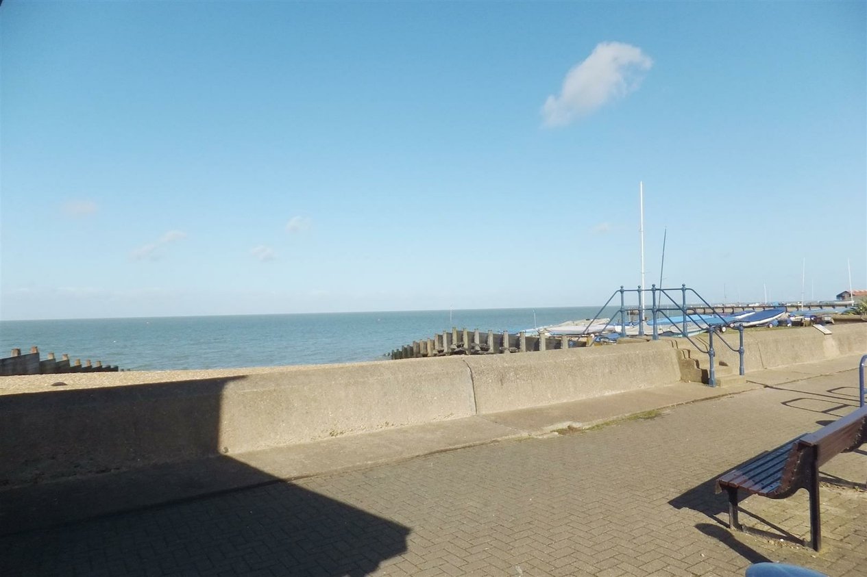 Properties Under Offer in Sea Wall Whitstable