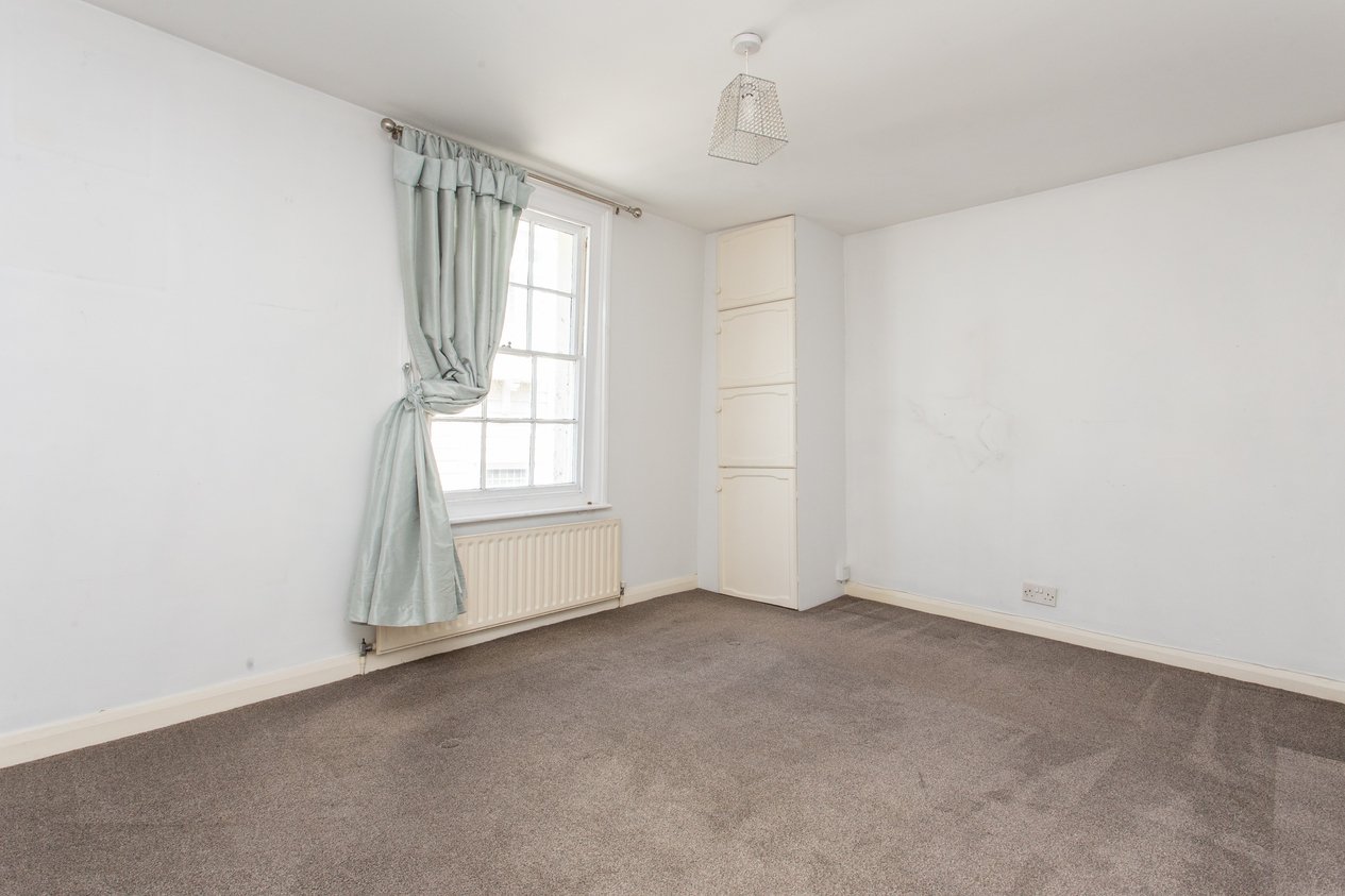 Properties Under Offer in Sea Wall Whitstable